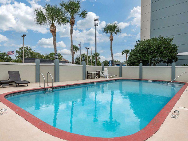 33BBC8196BE38F765A2DB1EE15580B90