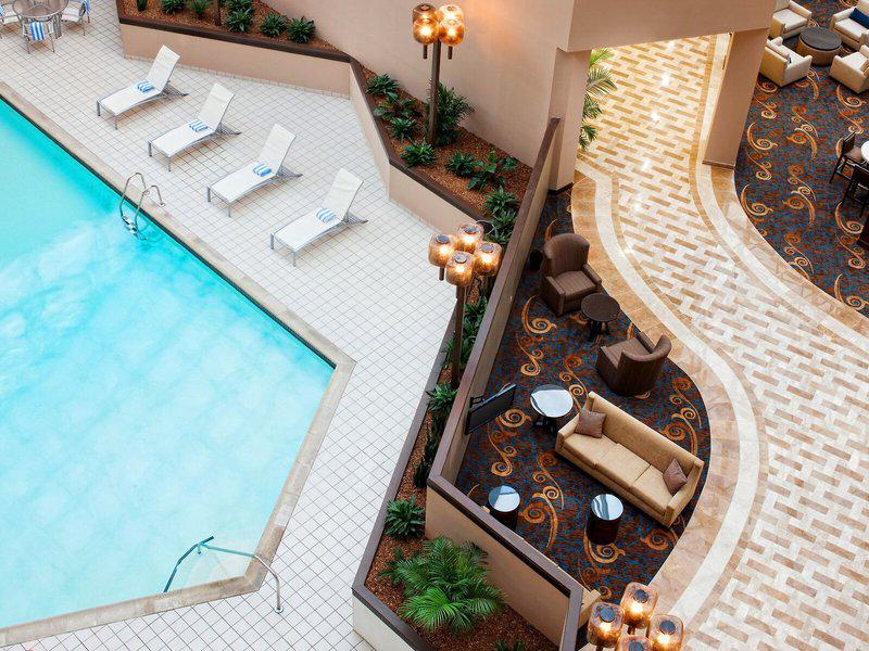 100FC05747AD69D60D2A5761863F31D6