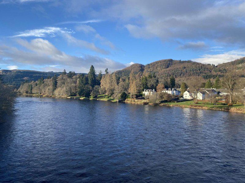 8B37593251C143DA5FE93D9FEEACDFEB