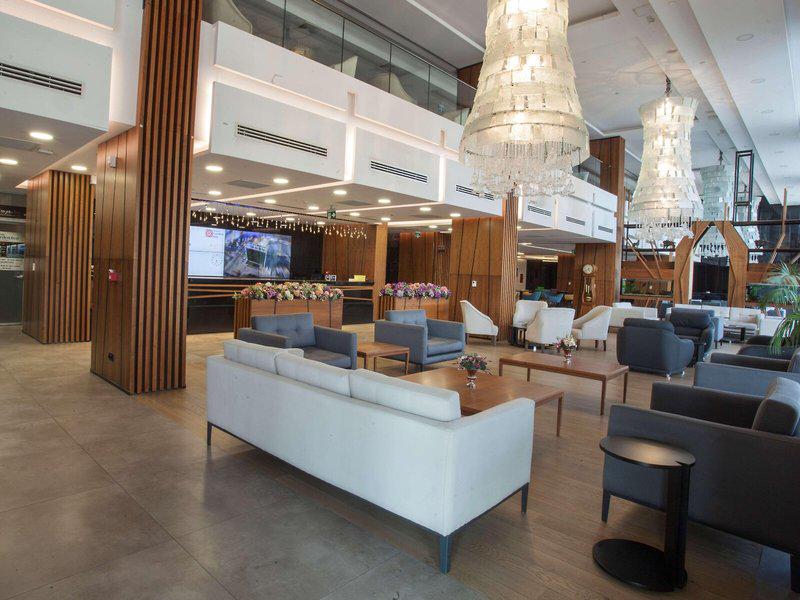 CDFED195895FC3AD0BC5D4F1B2E160CE