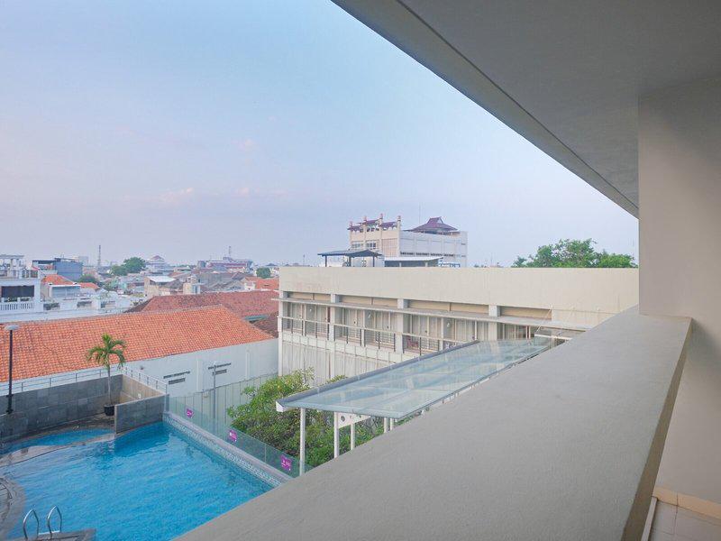 5E445964A03333ABC000A243B8B6E9E8