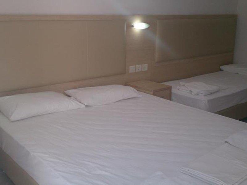 72AB720D5C3B7C5F089BE19ED9F51ABD