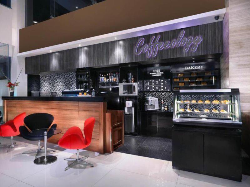 CEC85C81413EC014D95750D49CCDBF32