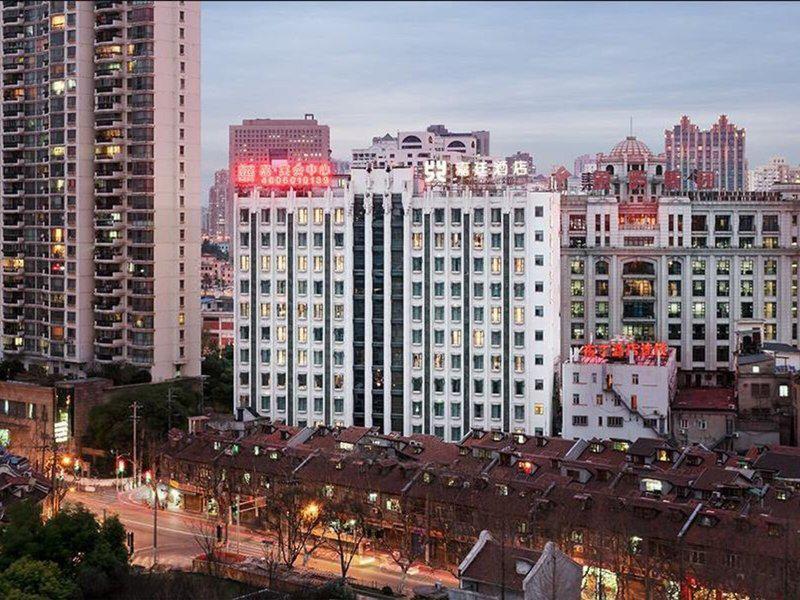 47D66E64E29647561C2E7598DE0037D6