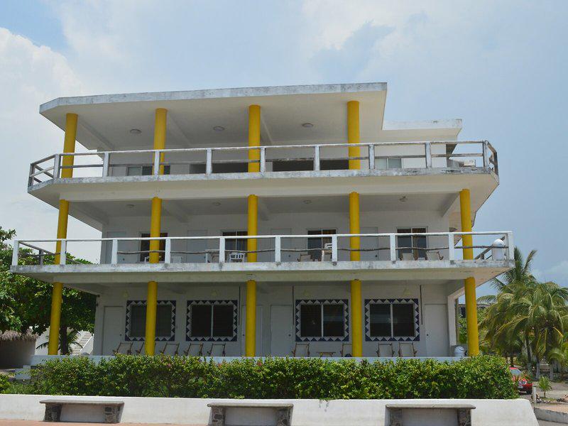 70E824474C37C55BF025B81C71039595