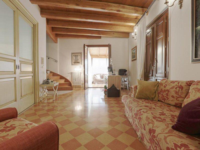 97CC00D4E066EF91F4B7BAFA251372AD