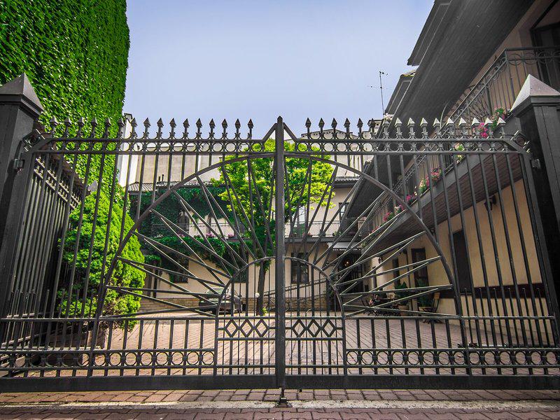 935DF2783D1C0533A6EC2C9A05E7C342