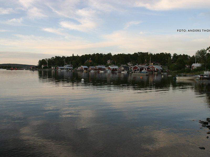 4BF03C9B6B90B7C69485B2B2AE708406