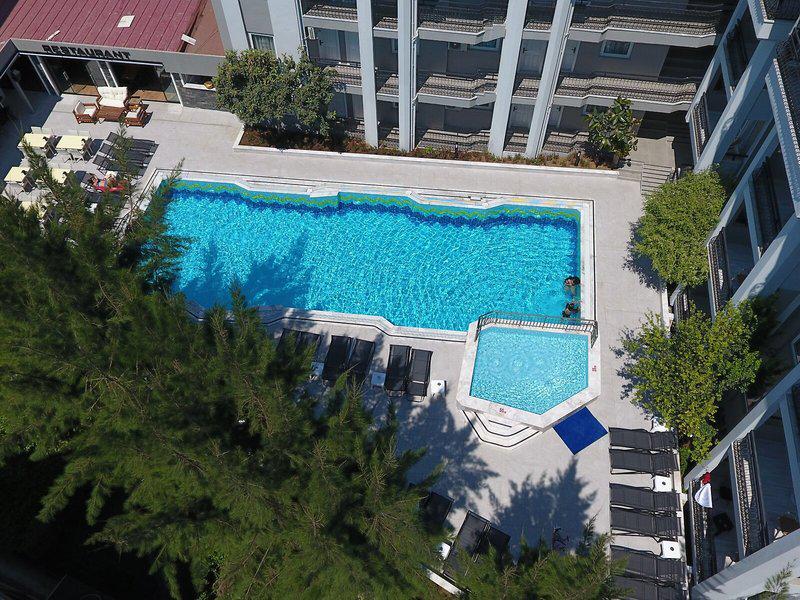 B95A5944A318C3172D0DB9D0DA449993