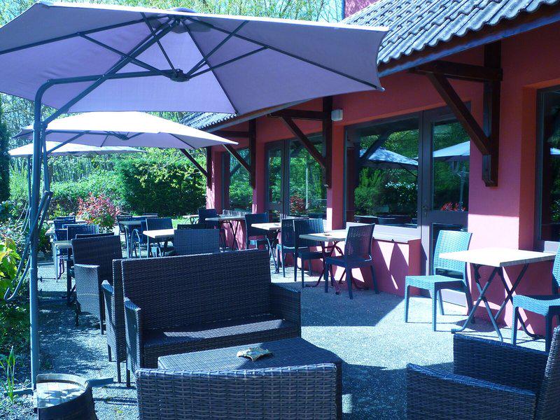 7FDABE6F45235A1C5773A18AE30C2132