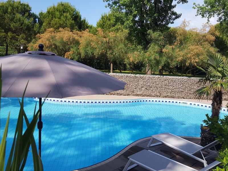 1520B49A3F76FF488A0BB2474BDA4BFB