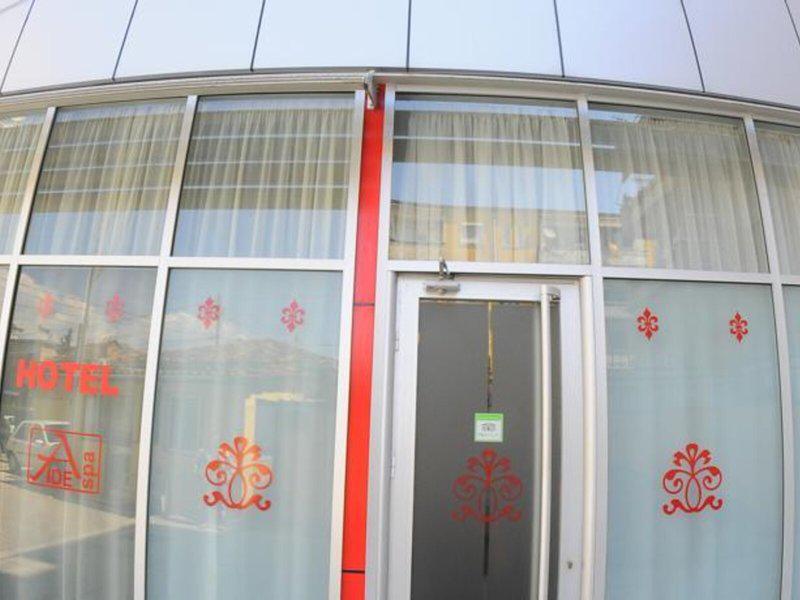 CE223EED17A885BB98F1624D379F0E00