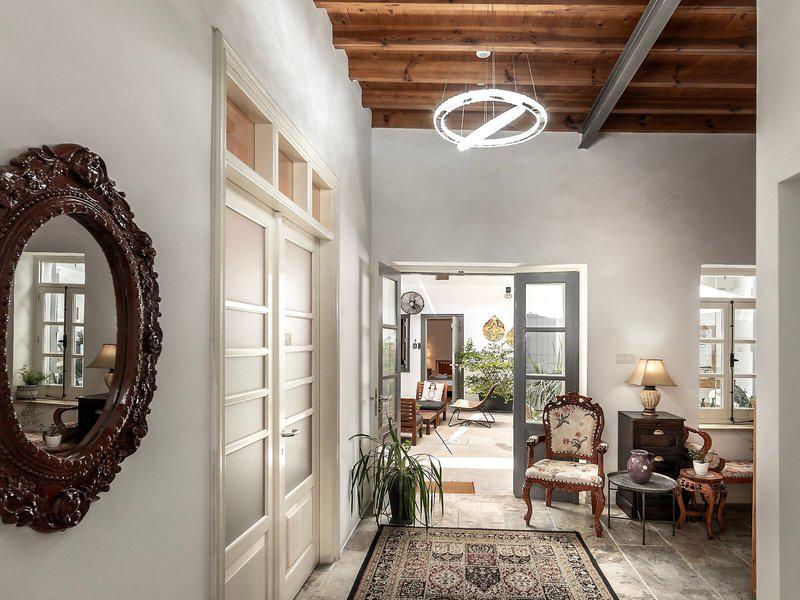 64E5A2421A6C9DE455B72367A8E0442D