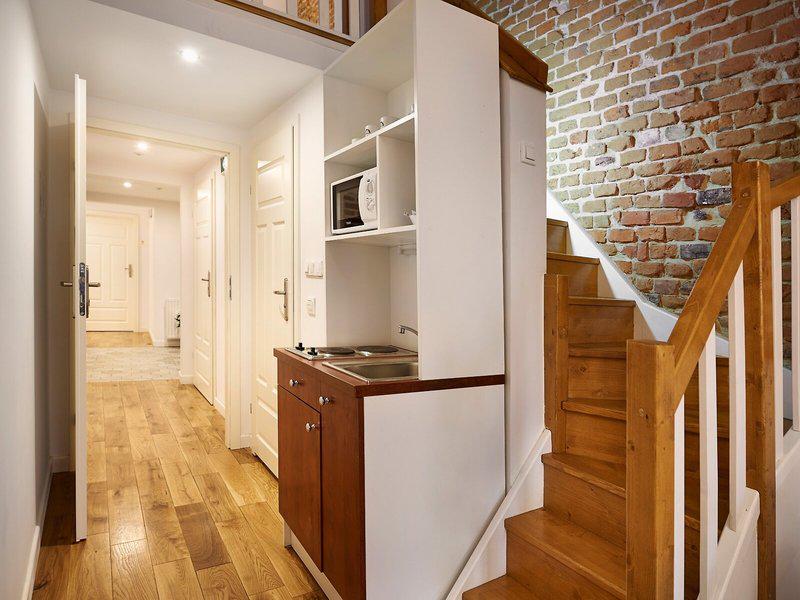 8685FE51435FC74A3F94824B4AAEBC9C