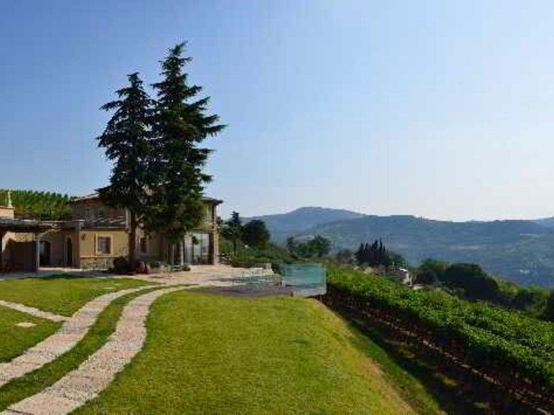 99E2FB05280D183212498540B0741C50