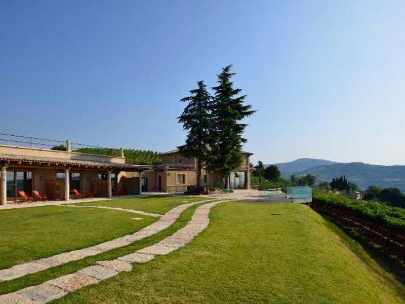 5381B2C1C4DD7C7FA0D14EDE73217090