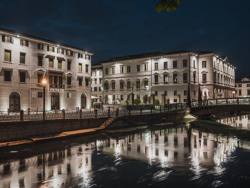 9290415FB589897BD279163EB1073995