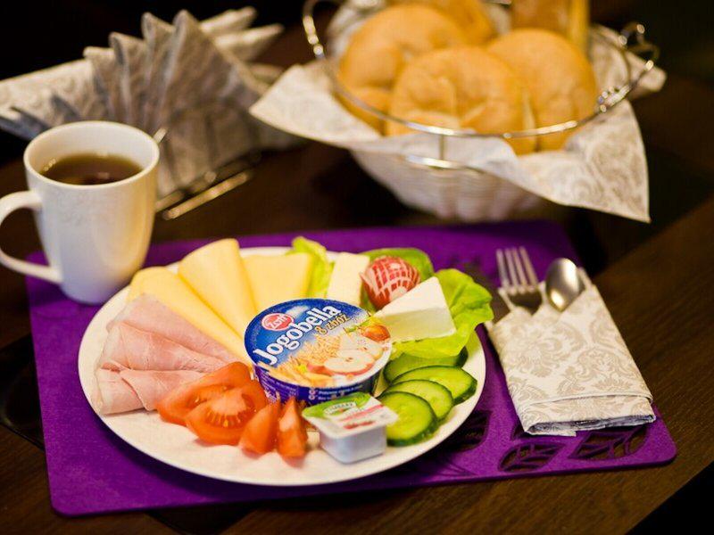 786AB73F526EF11A5553CF7C4682AADD