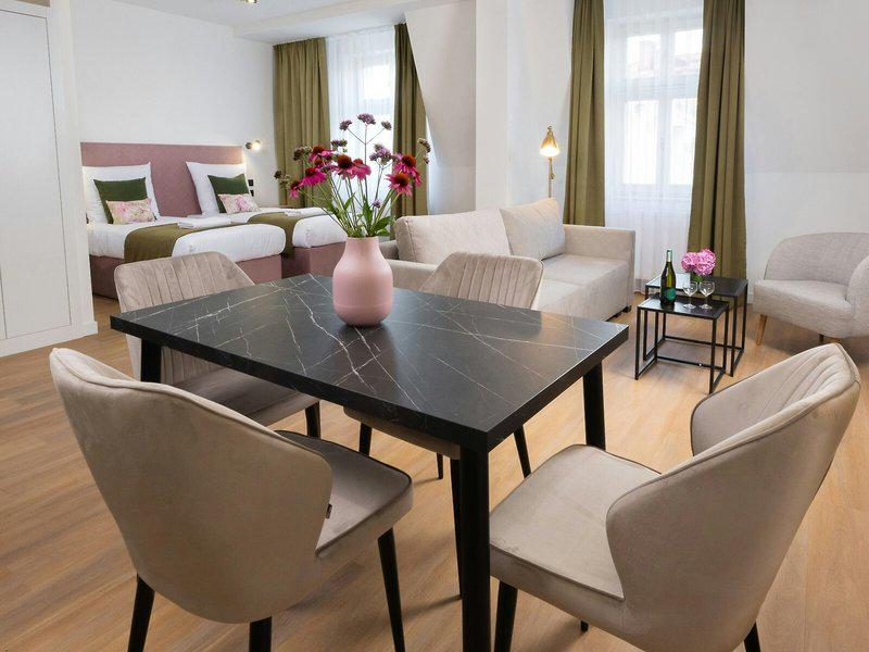 51CD7EA0A5FEEDD833B4D3EC8406CB45