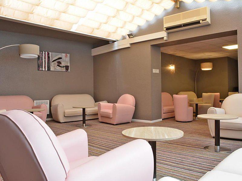 72BDF9C74A1341721F595D05A702A25B