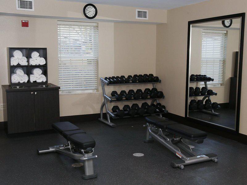 498F33C009A7E4F49DA00C9445E95A7D