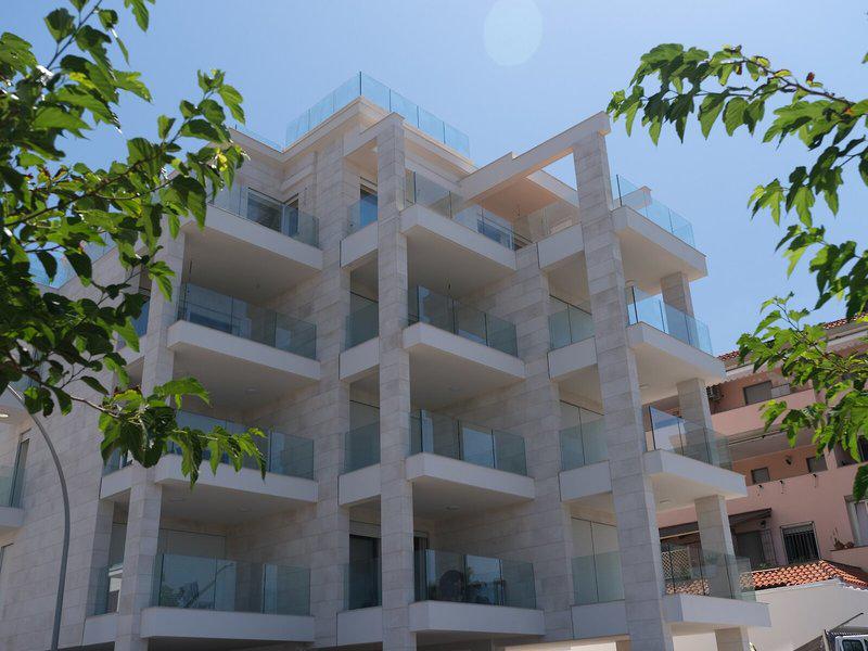 9C5CC76A98C7770A9FB16A3625E3DD3F