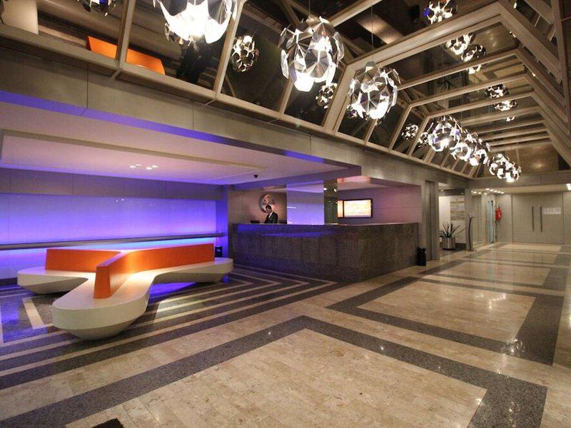 C2B5653930BFF5976D0B761C3F58AC99