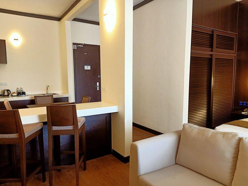 82C6DC43613E907FCED134002087AD35