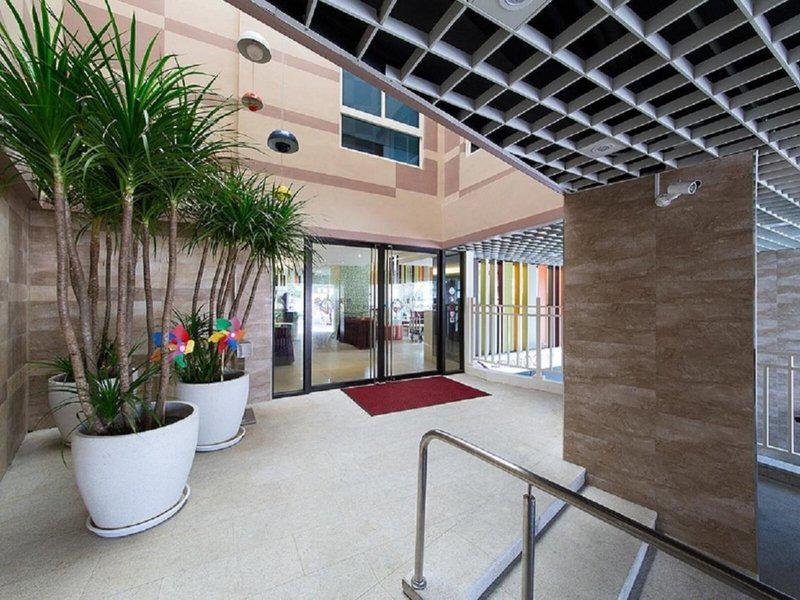 AB71D7B1C7168FA29CD2C128C6D8480F