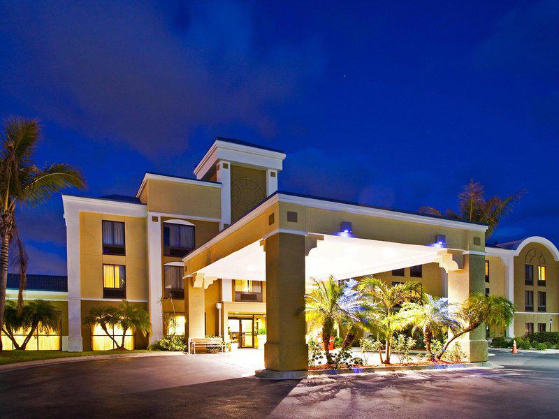 3EE137382EAAA9FB814FCD5B0564170F