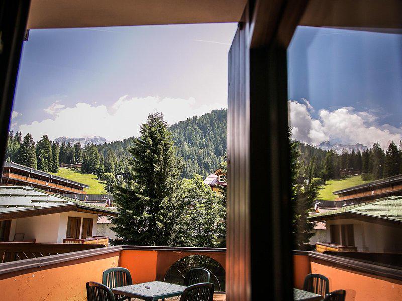 85DB1B1A1DB785A031DA0AAA33DC894F