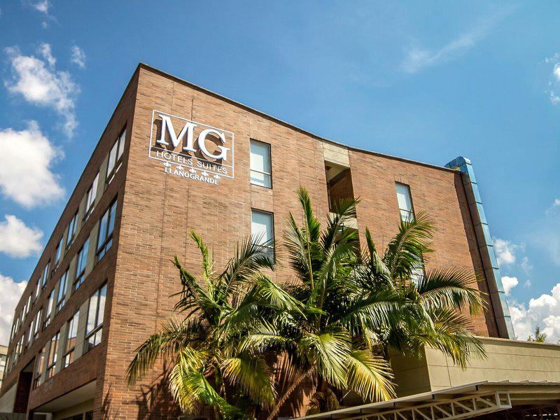 75BEF3204D6338A65405F2EDEF47AD05