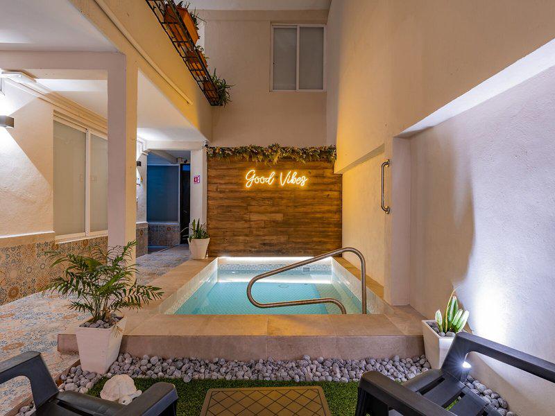 750C25BF64364D17CAC3ACED0536D290