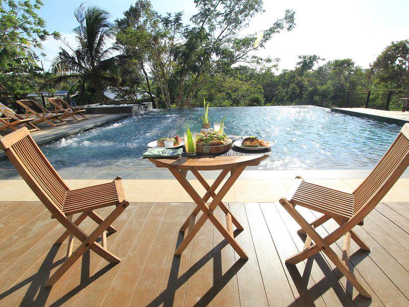 C376BCA3E622C8D2C5C4EB4FB8CC8001