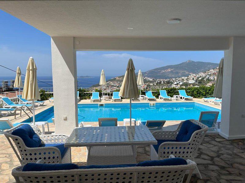 DDC13D92E3BE20AACBA40E10690B2B23