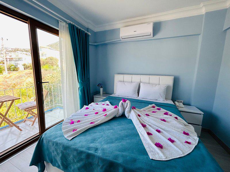 4C24A8C1064A58E017080E58AC989419