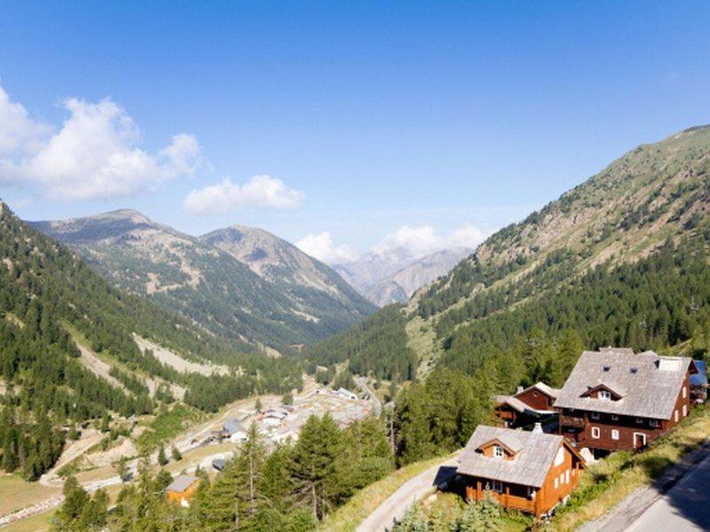 69AB81C0D747522EFC3280E9053097E2