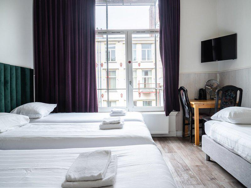 4A265E87C71D5791C6AE4B53030C83B0