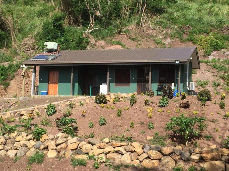 B813EA1B21443B374CD496ACF00DD47A