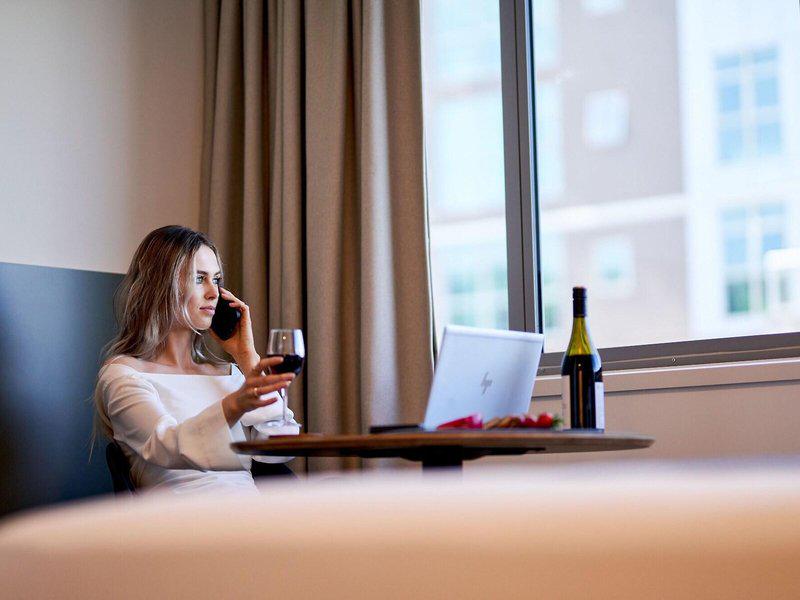 E9B9F231E20B2AFAC46AF1DF337EA411