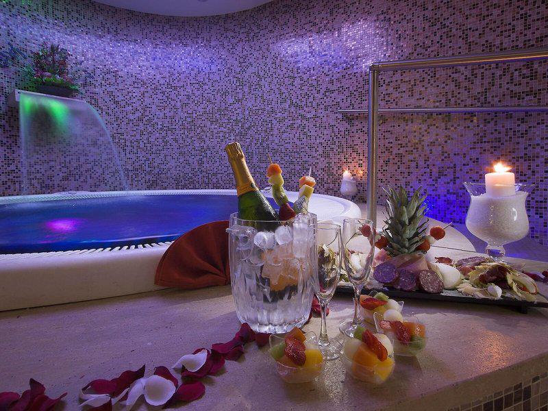 06C9D40DEB05F952F856EC80854D23CF