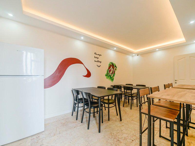 BA57B54281671EBDF5E6A5378AE33572