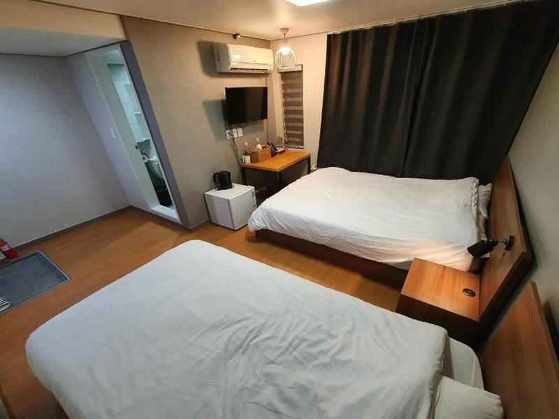 EEAA249EA86511663C2DCCEC0B40D265