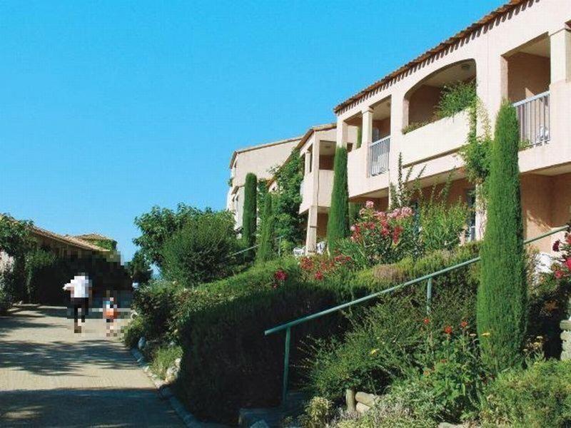 02D1F8E0530951A31D888CA07BA3B8D6