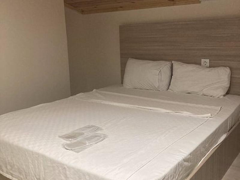 BF64D06DC37E15767DD1BC11F7D6AB4A