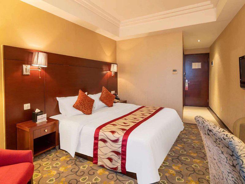 F49EFBB9EBA4BC040B19F8F3D9A6B45B