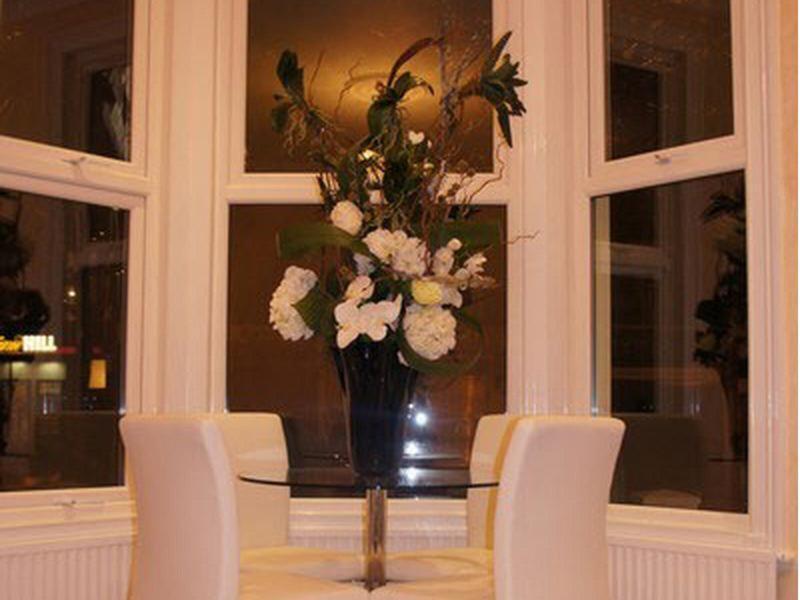 A9E9879CDD957FE31E2F5298B57D309F