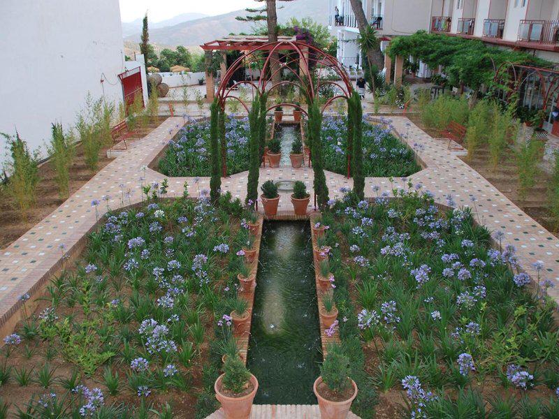 125A97C0779E443B536C7FA994C48863