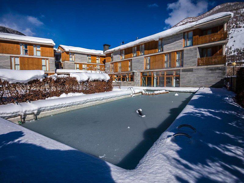 CDF597F5B4C48D9F385E6FB58F2AE644