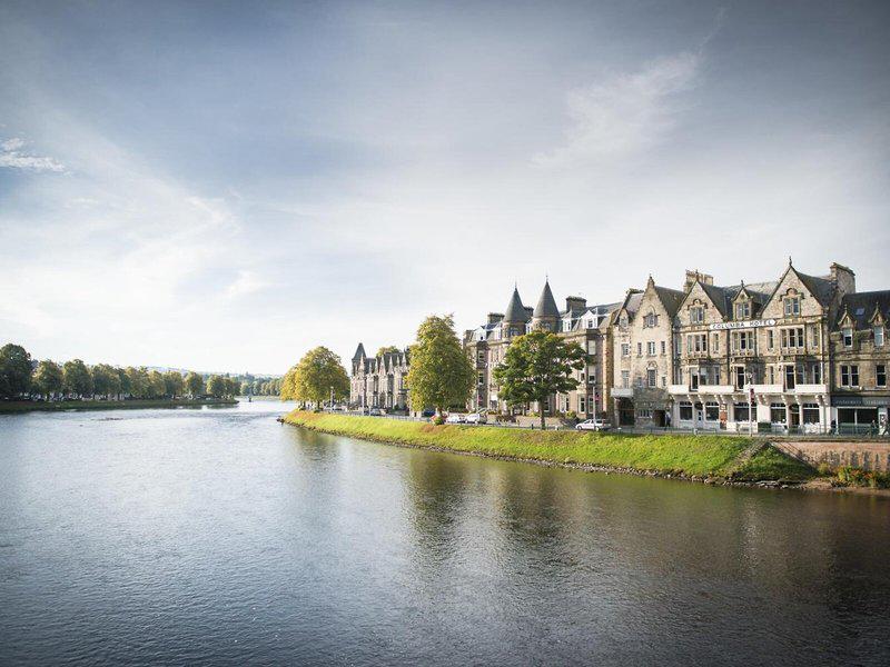 F7AA59D3C33F862094814F747A8D9D82